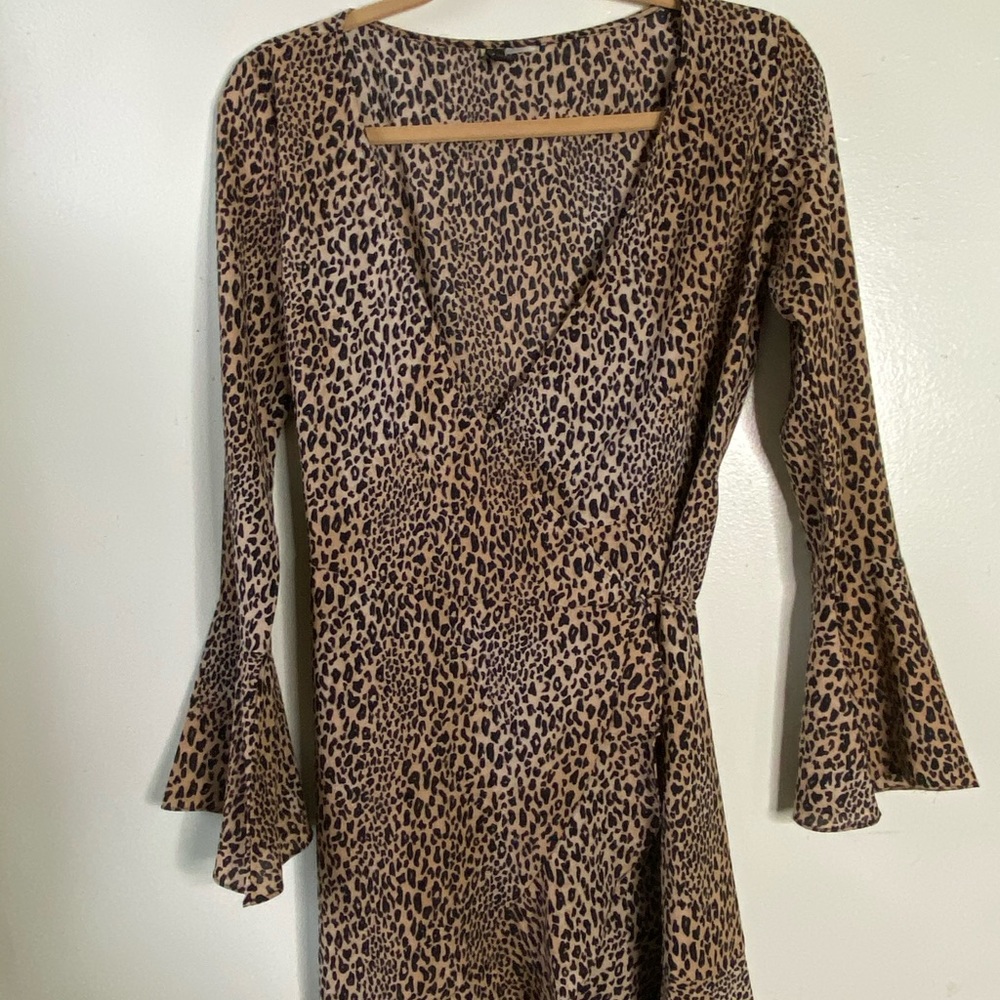 LEOPARD WRAP AROUND DRESS